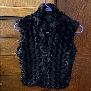 Cejon Accessories Size Small Faux Fur Vest